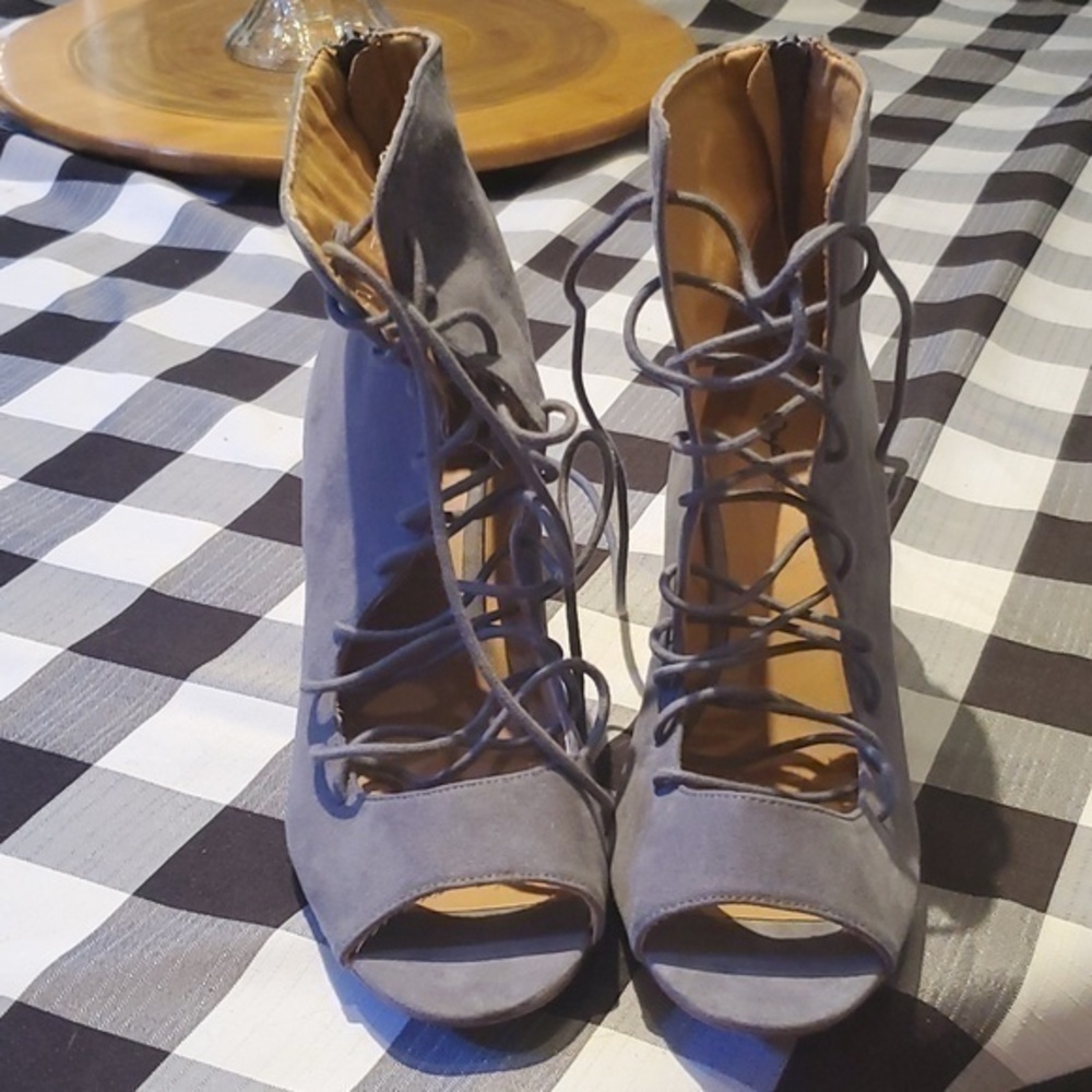 Qupid Peep Toe Boots size 10